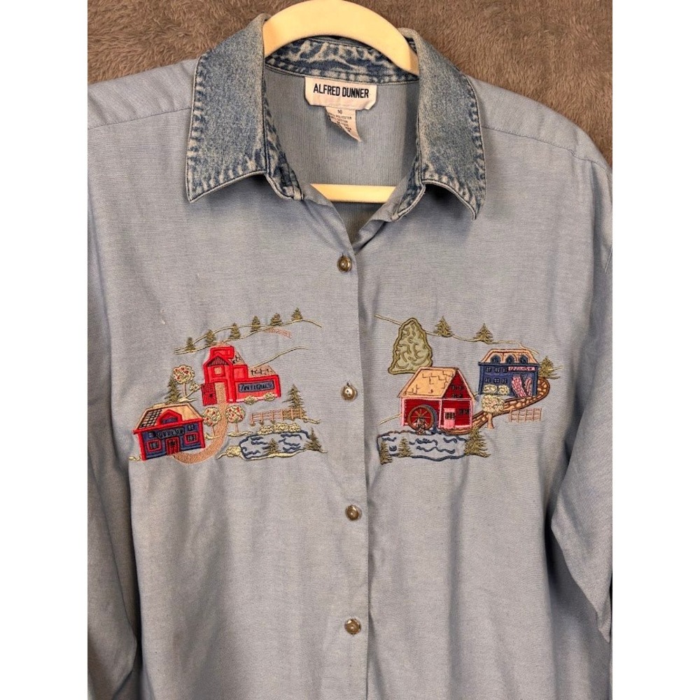 Alfred Dunner Womens Blue Embroidered Village Country Scene Denim Trim Shirt 16